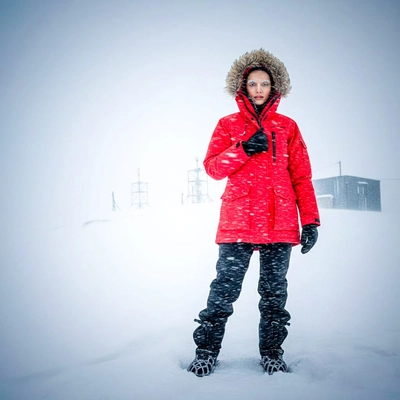 Antarctica Expedition Base – Extreme Cold  Survival Editorial