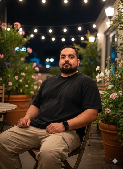 Portrait of the Night Knight at Café Editorial